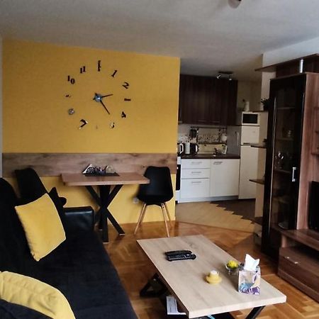 Apartman Relax - Free Public Parking サラエヴォ エクステリア 写真